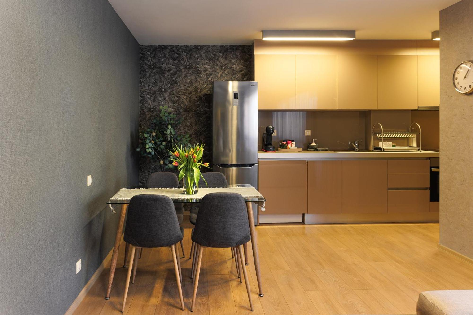 City Center Apartments With Parking Plovdiv Eksteriør billede